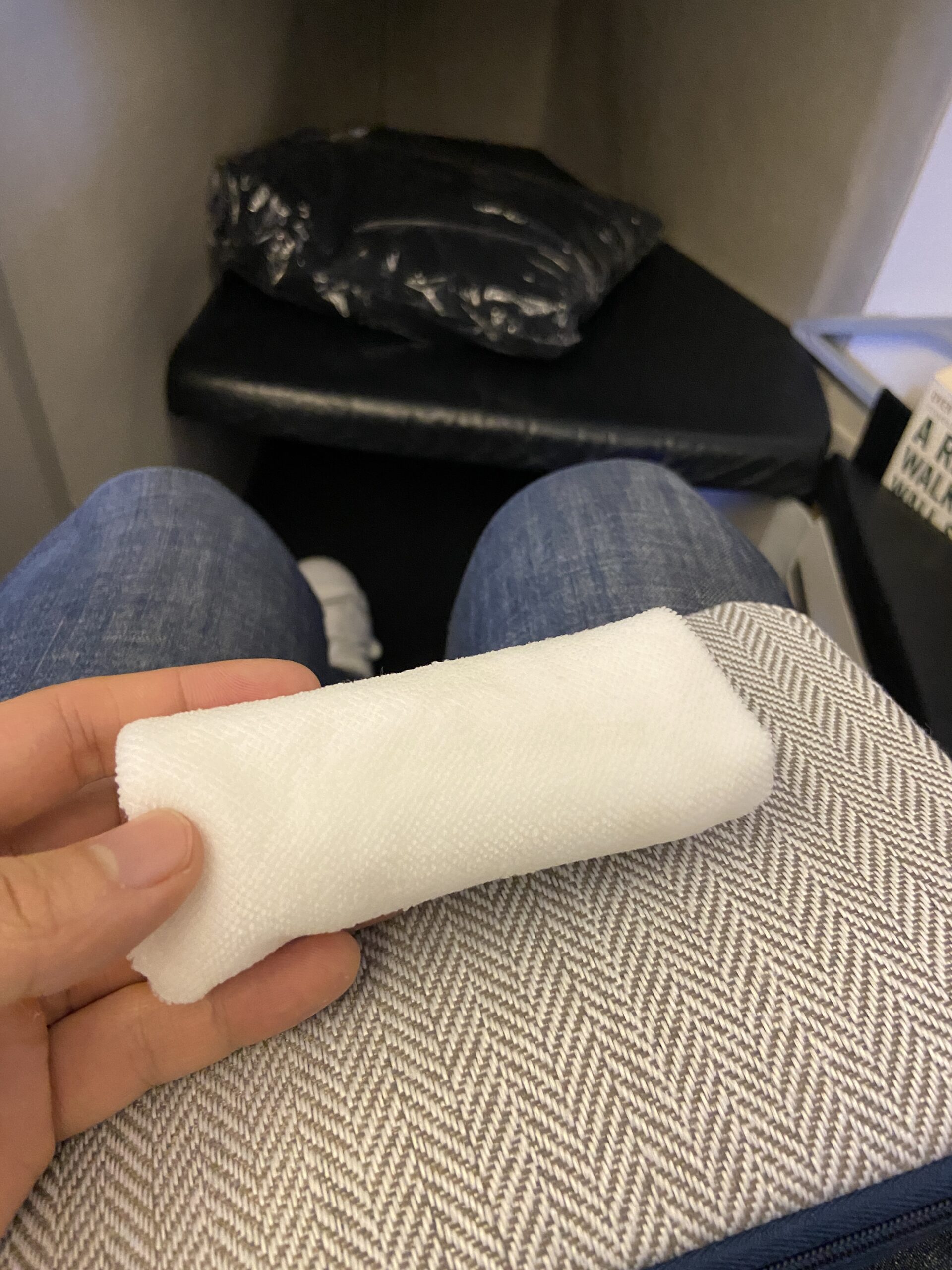 air france business class: hot towel