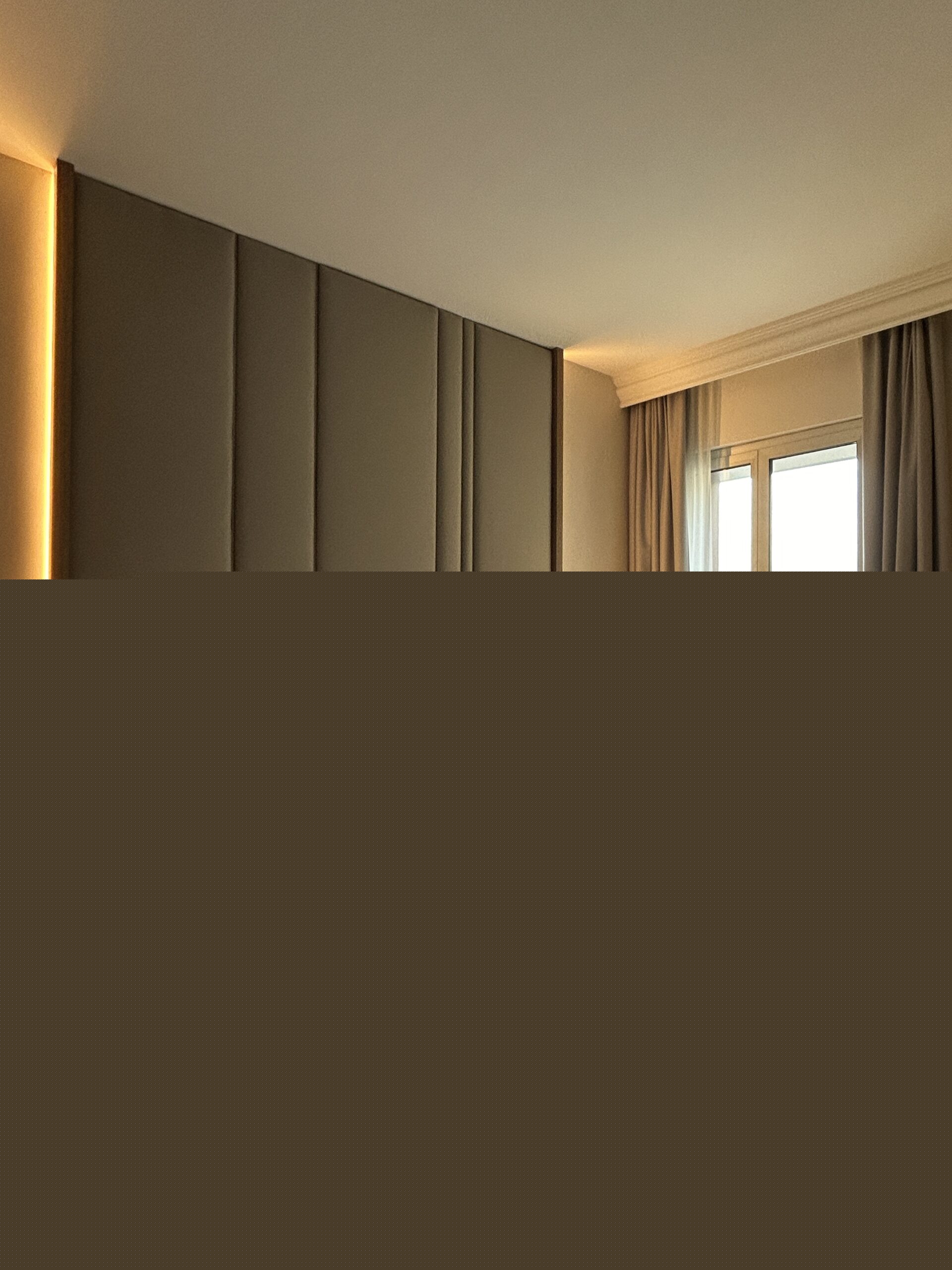 NH Bologne: hotel room bed