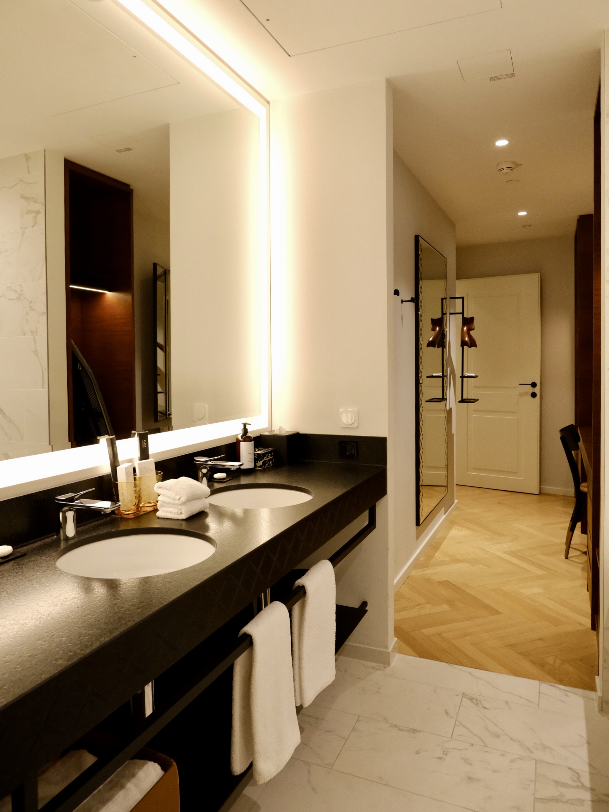 Double Vanity