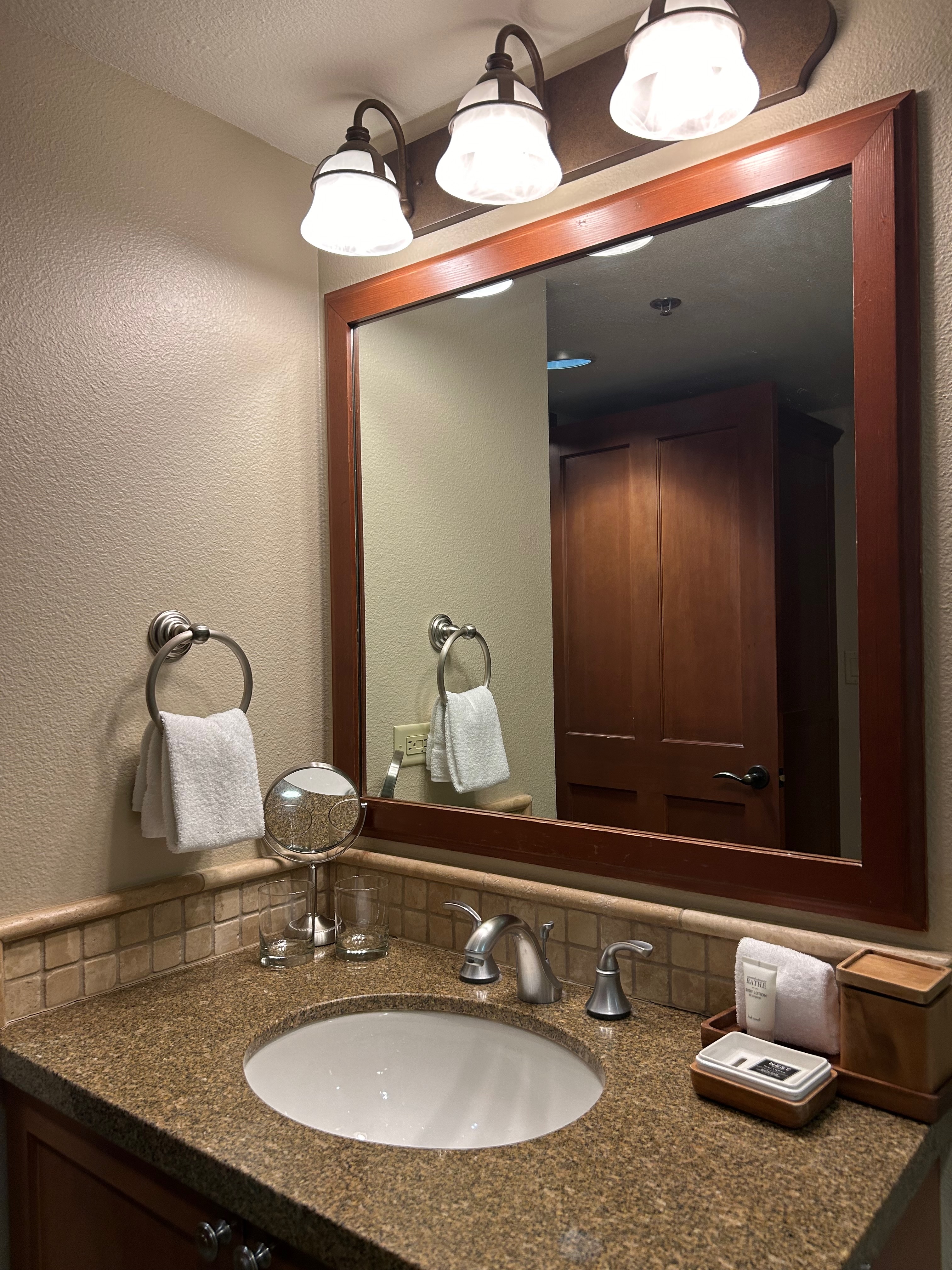 Bathroom sink