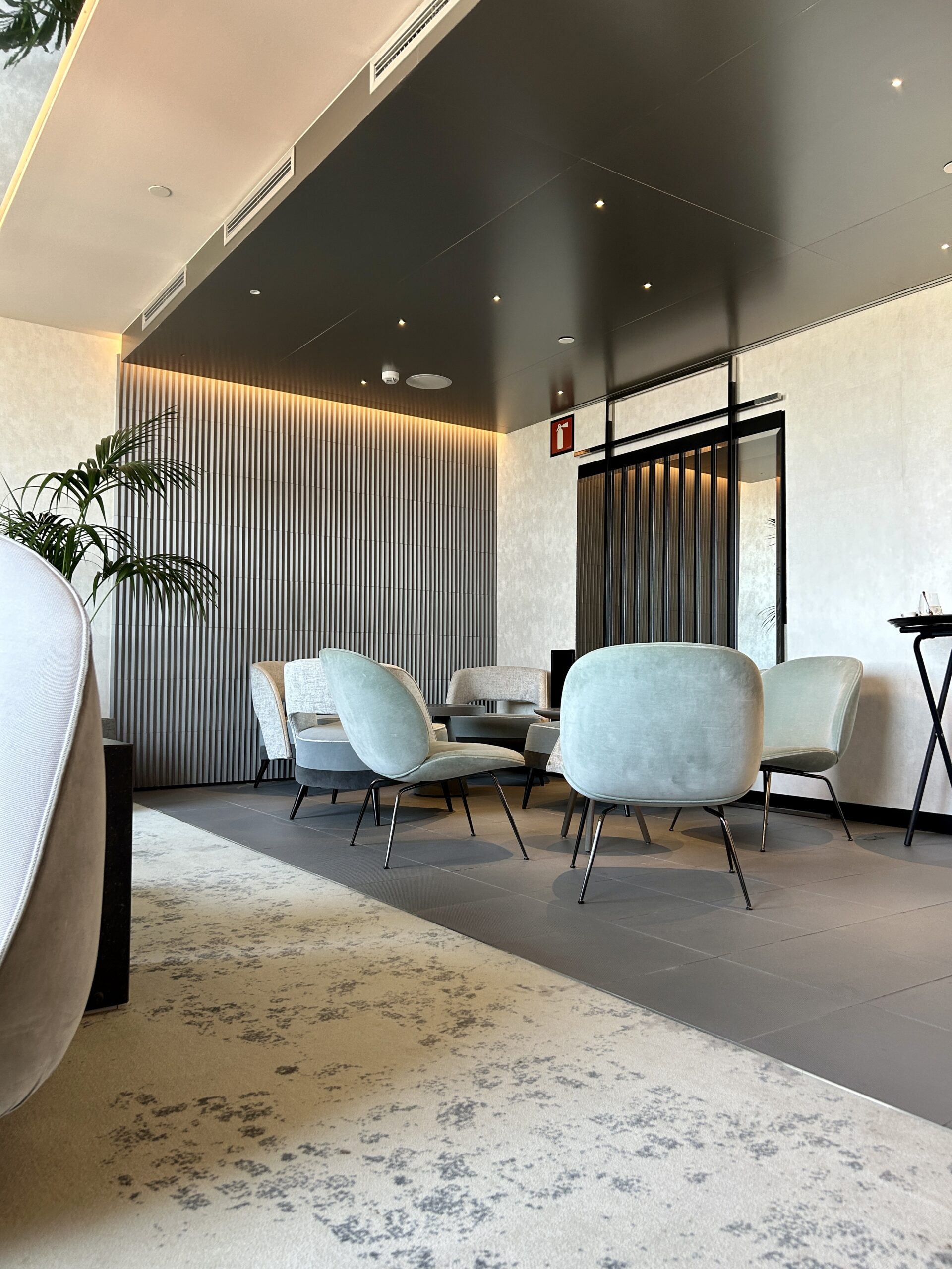 Lounge Seatings