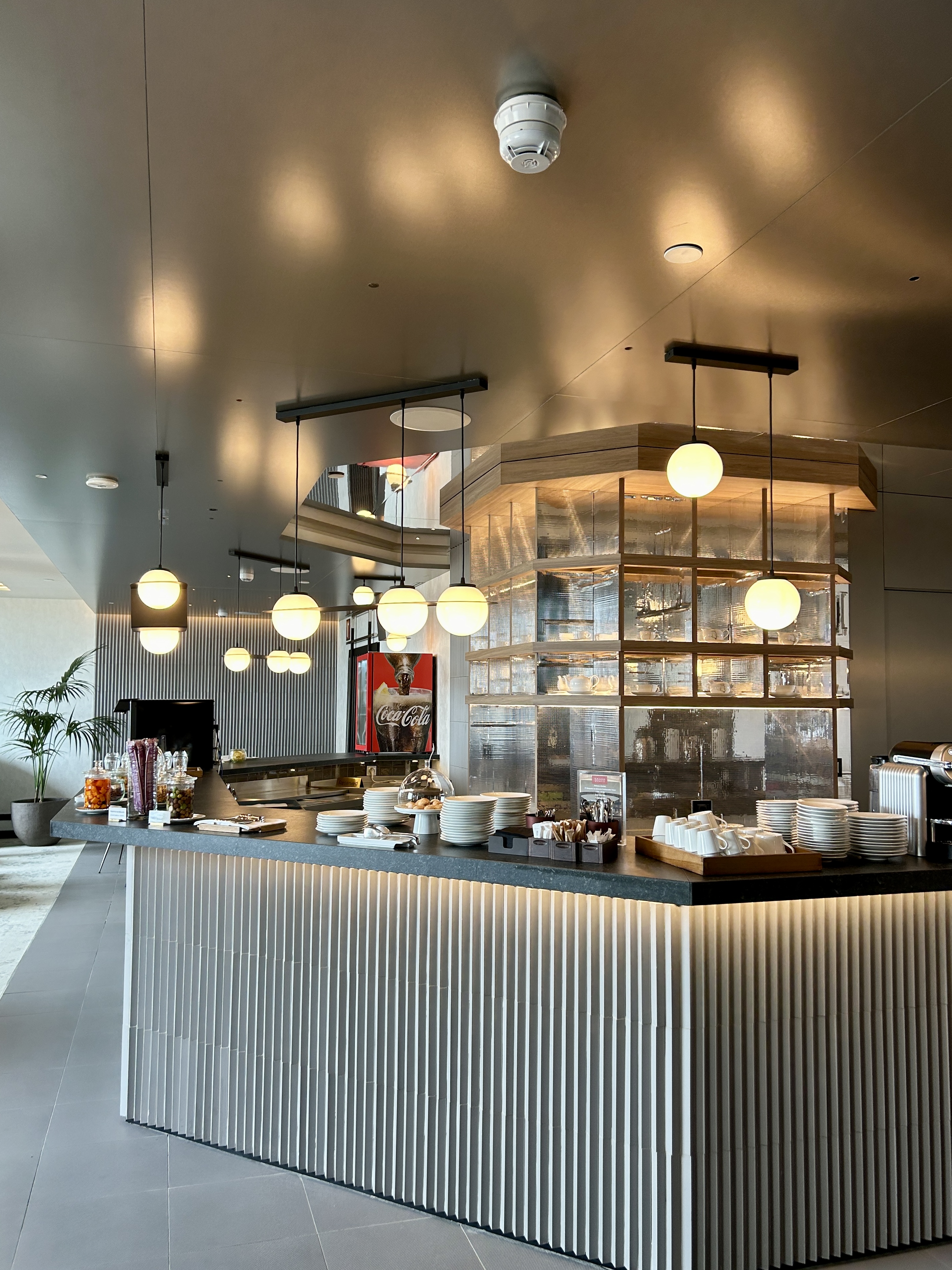 Lounge Food Counter