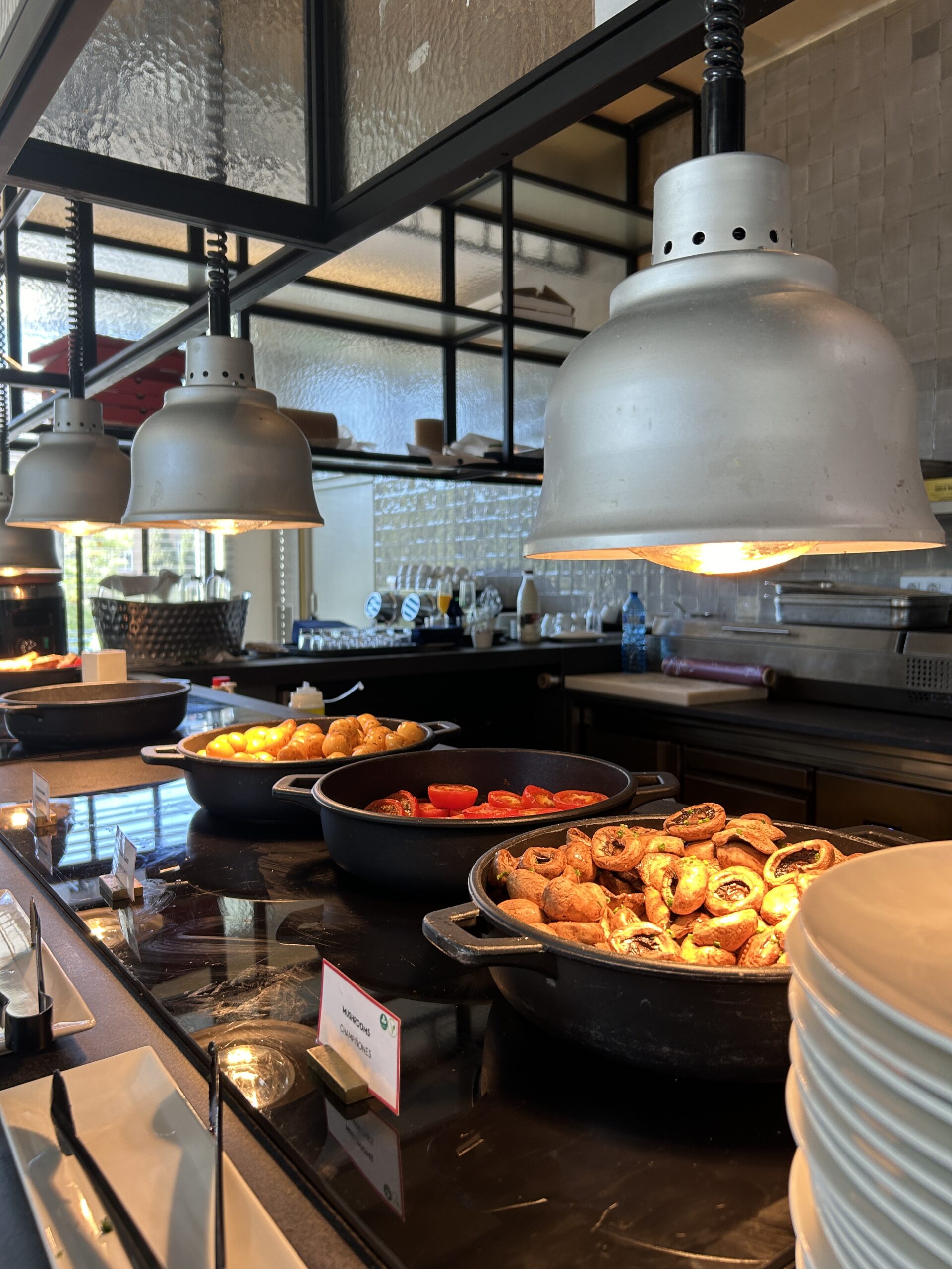 Breakfast Hot Food Bar