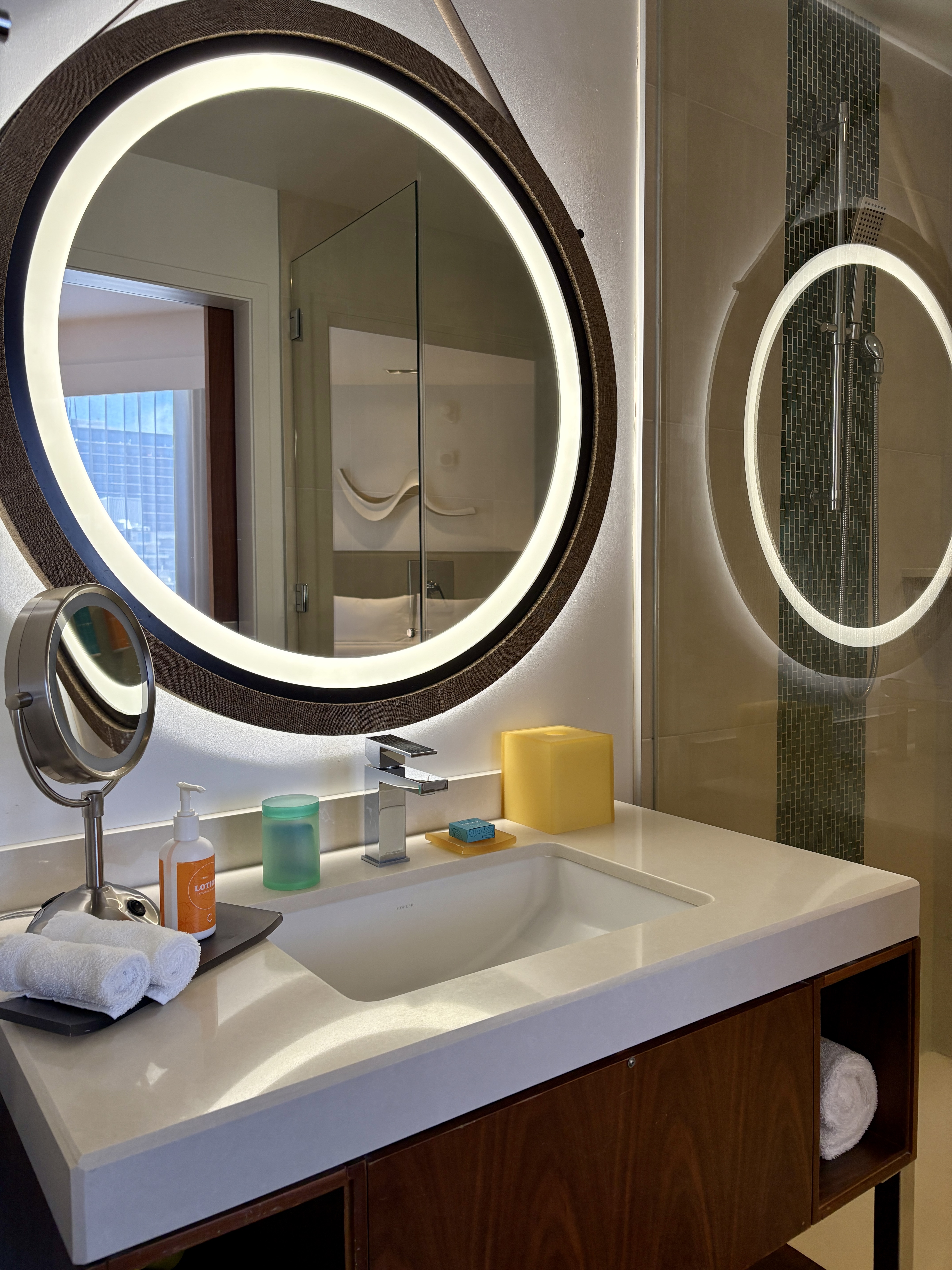 Hotel room - bathroom vanity