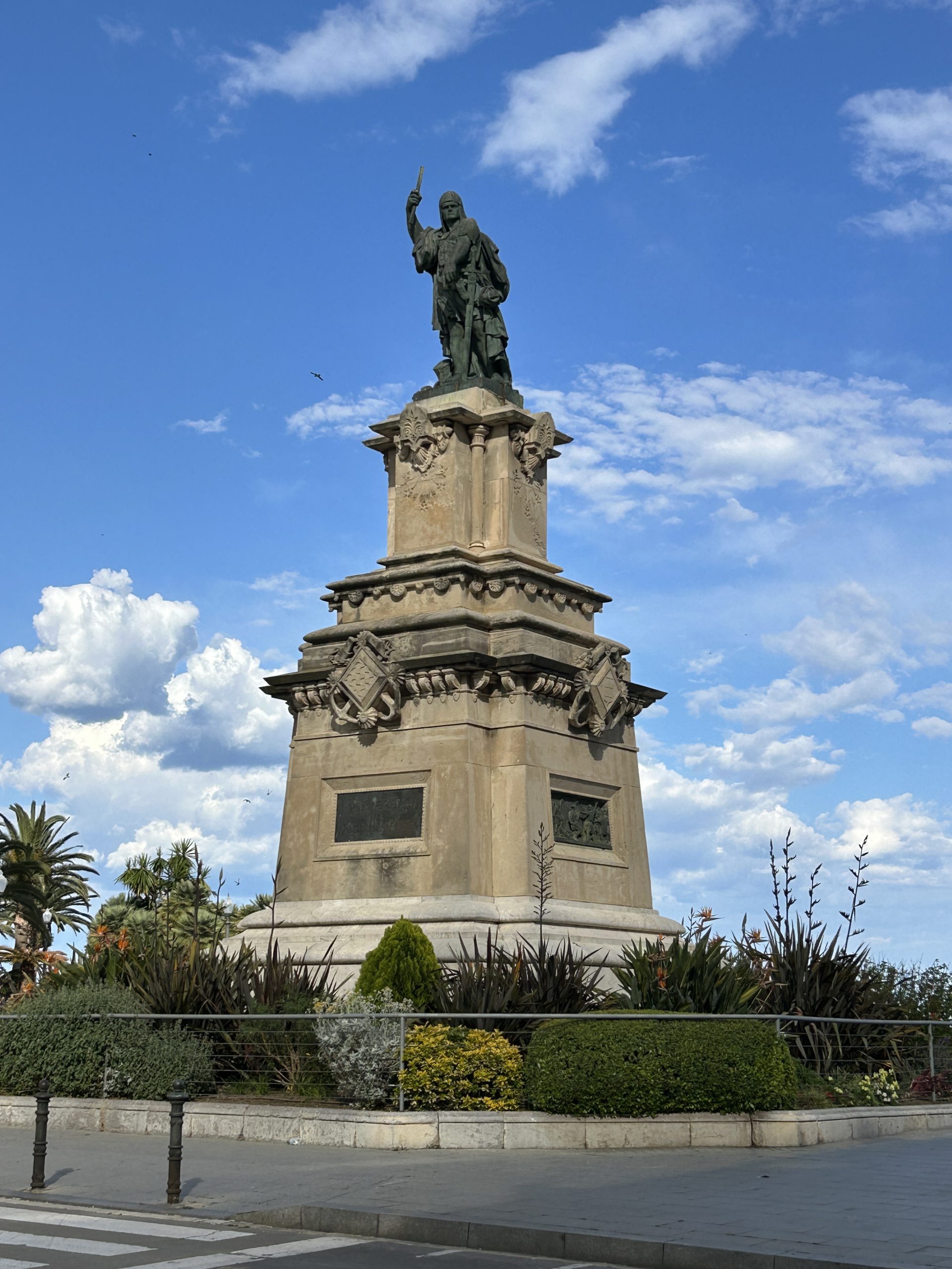 Monumento a Roger de Llúria