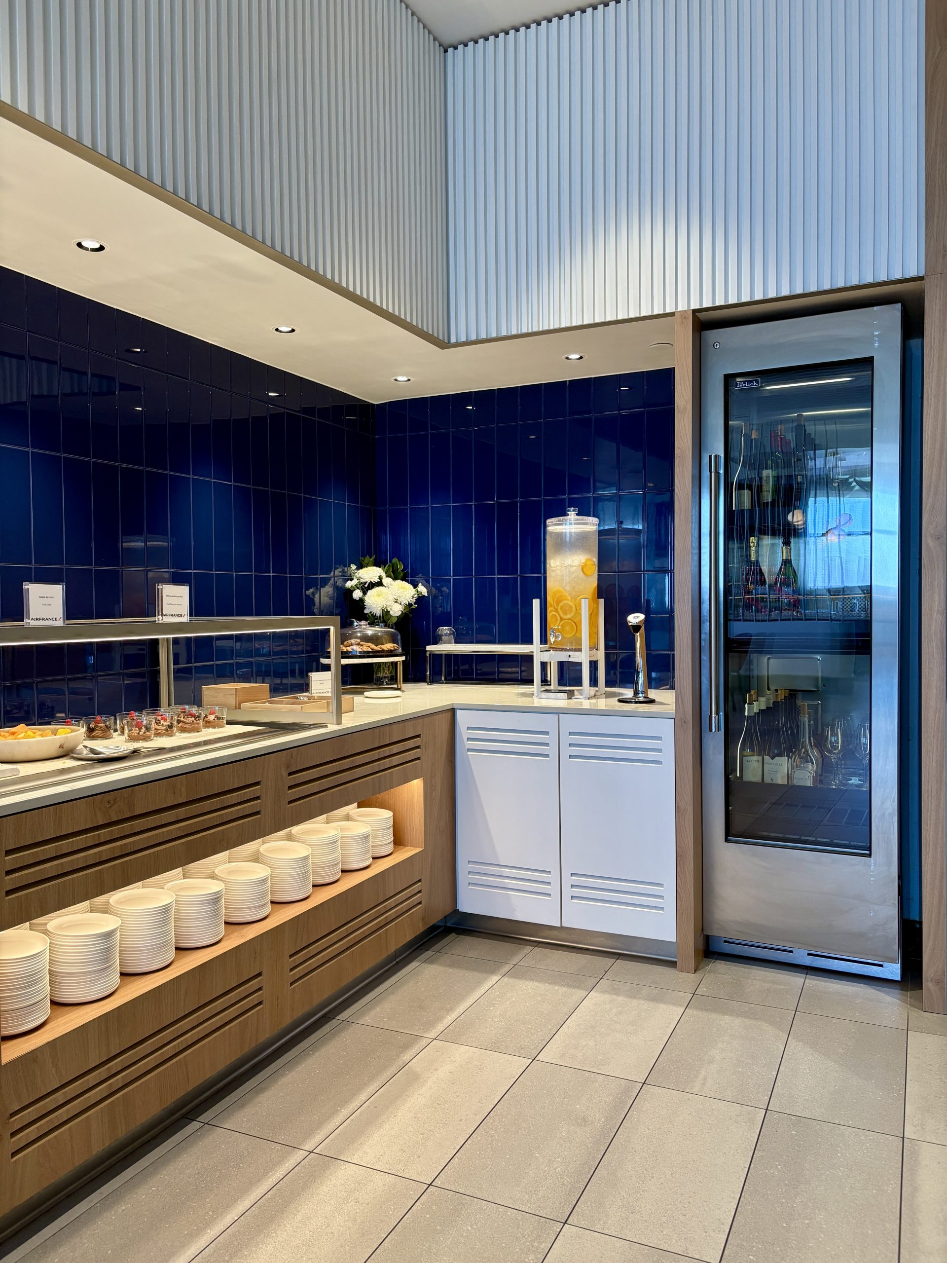 LAX Air France lounge - dessert station