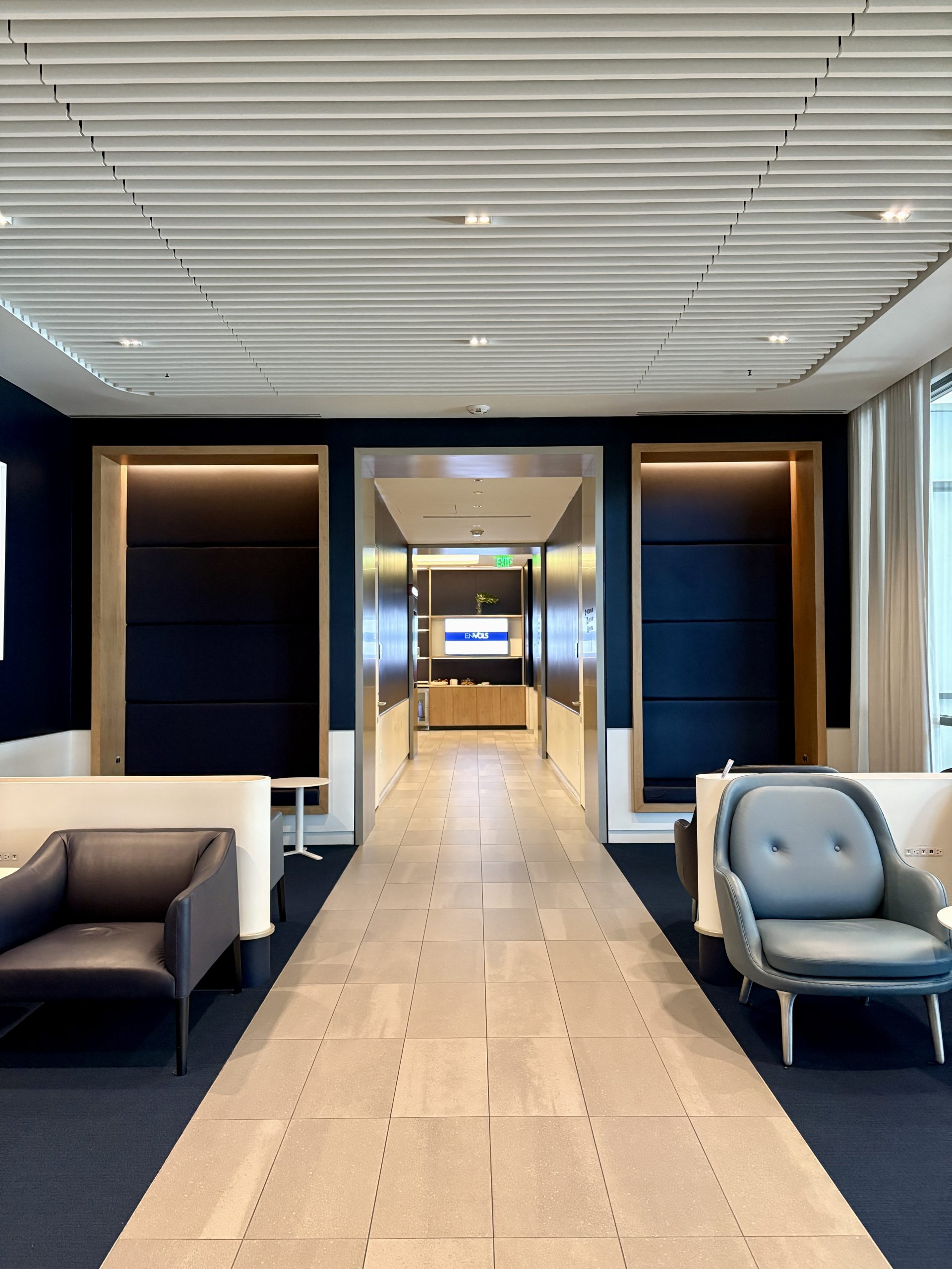 LAX Air France lounge interior