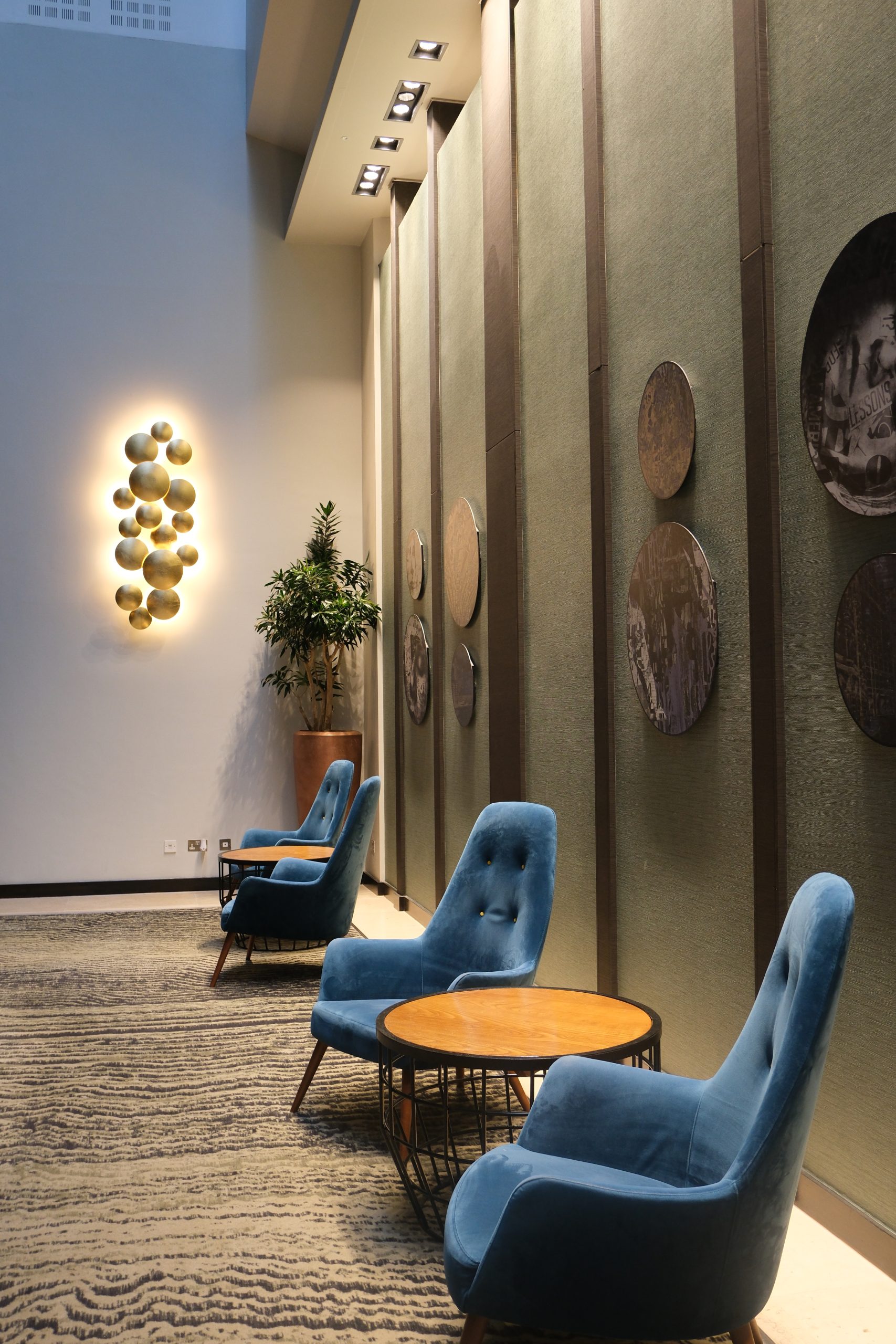 Soft and luxurious decors in the waiting room