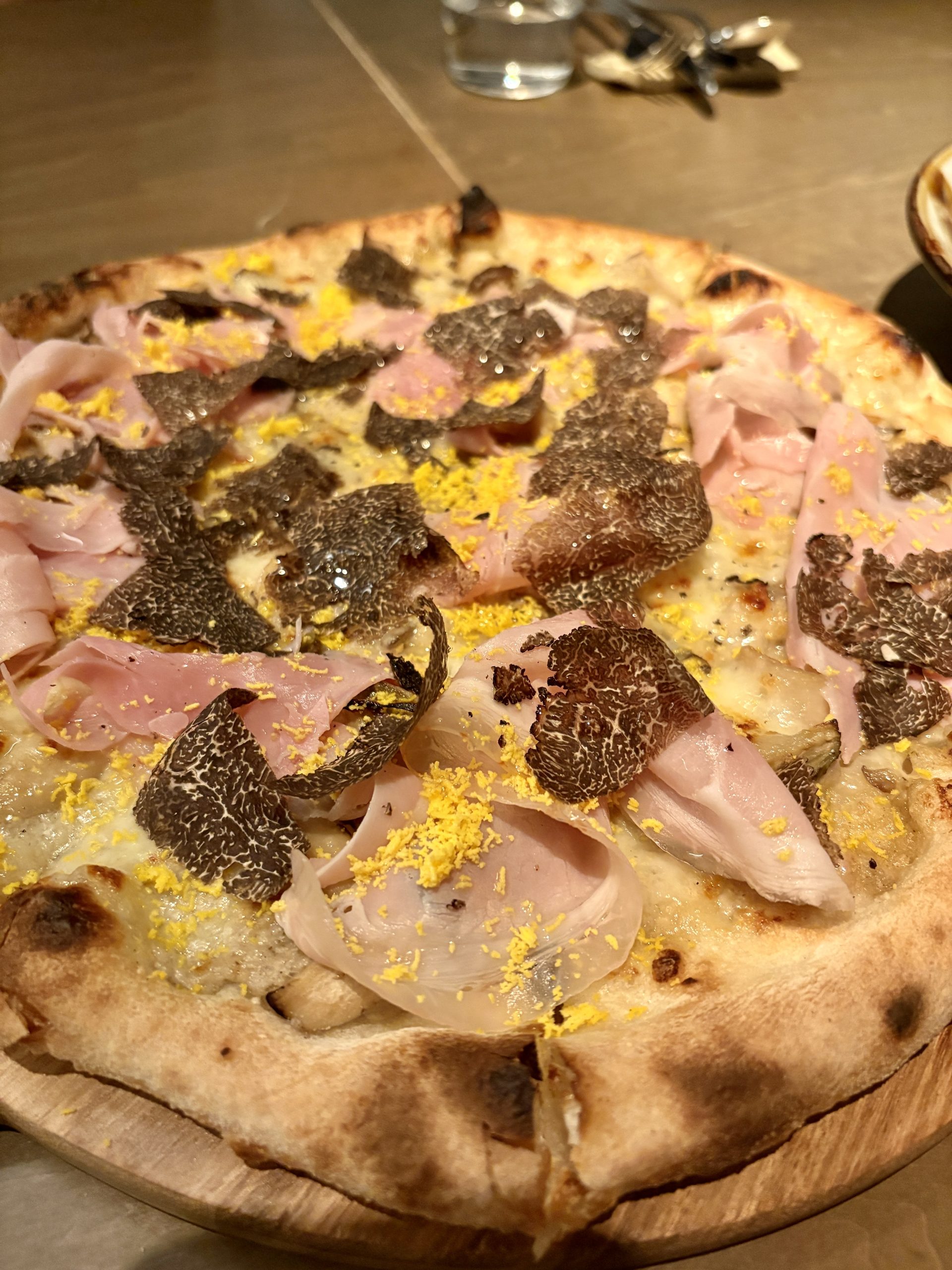 Pizza at Olivo