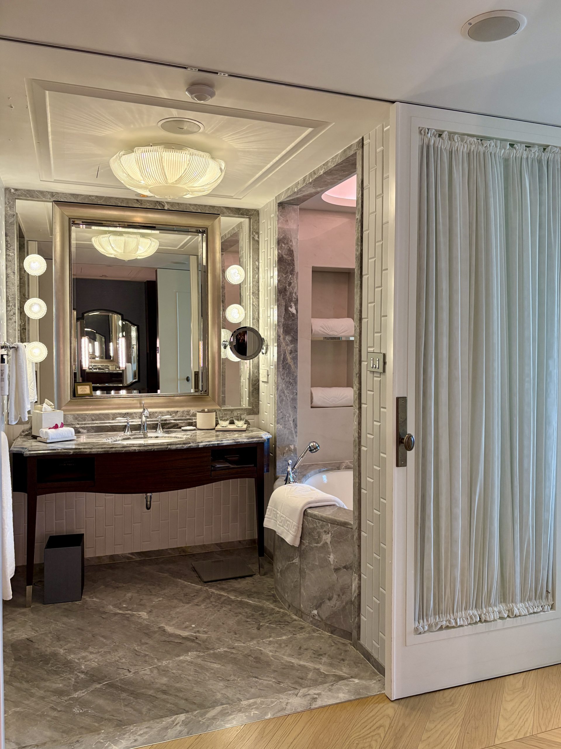 Incredibly luxurious bathroom