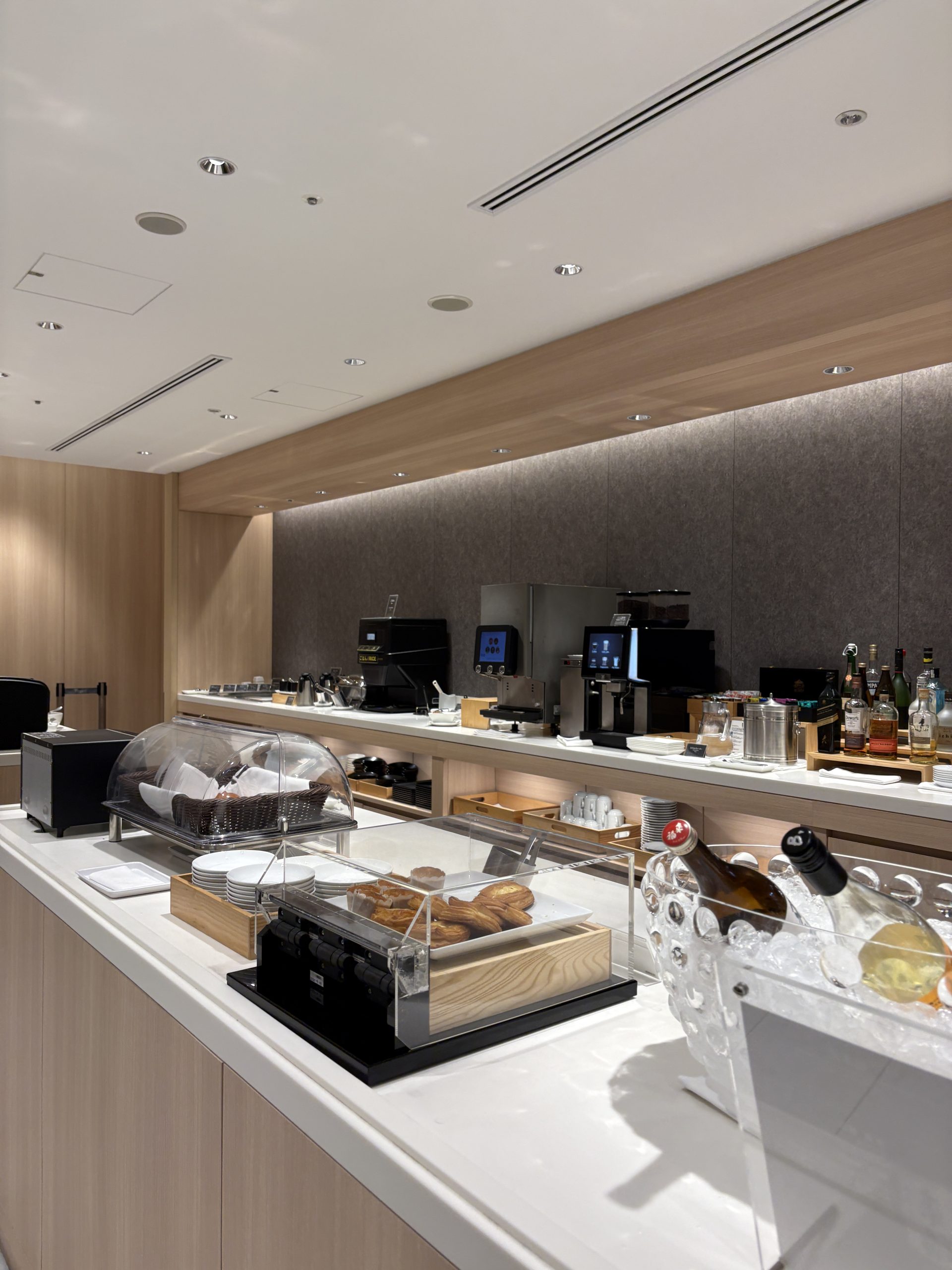 Buffet with large selection