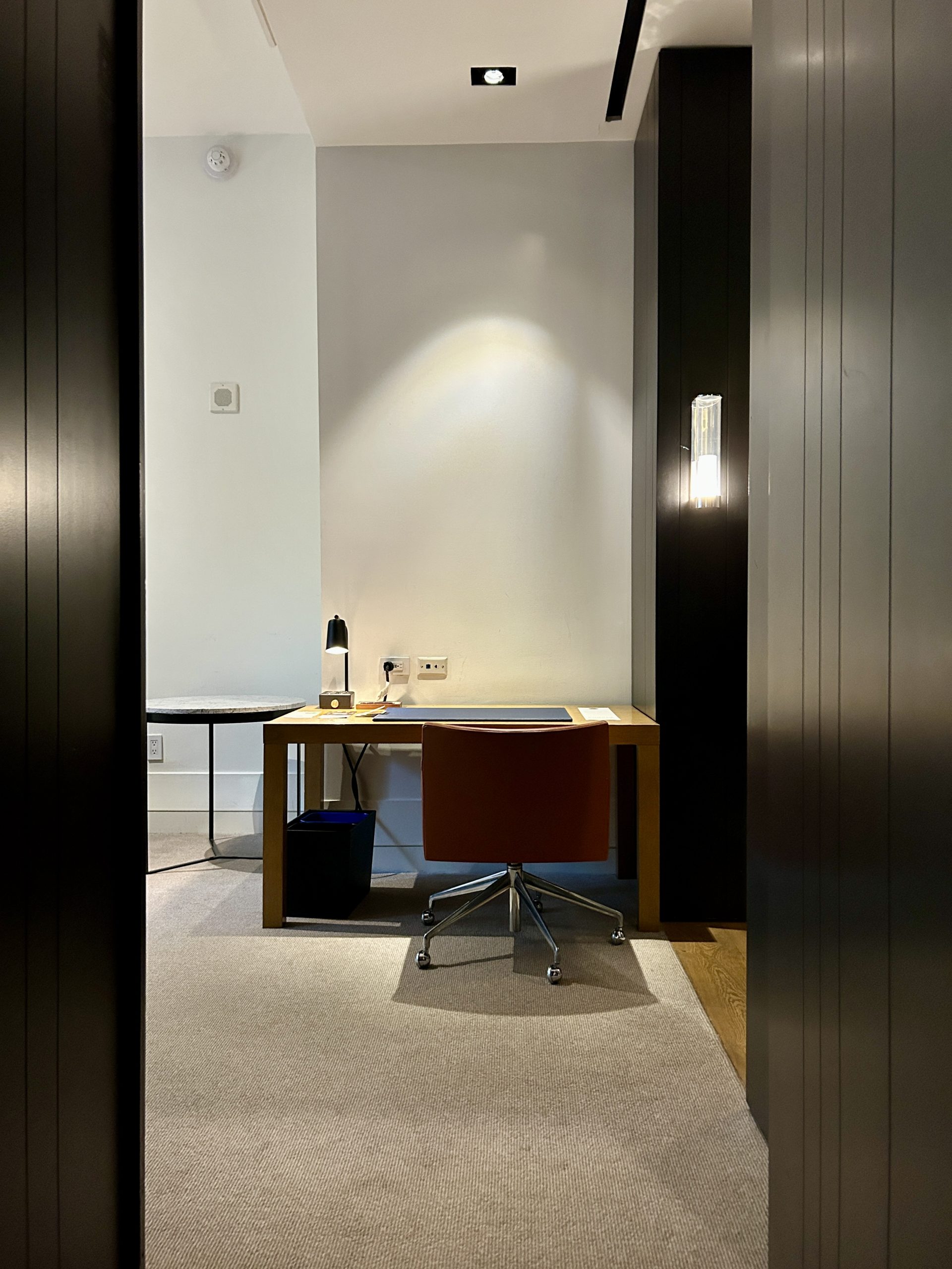 Work station in the Andaz 5th Suite