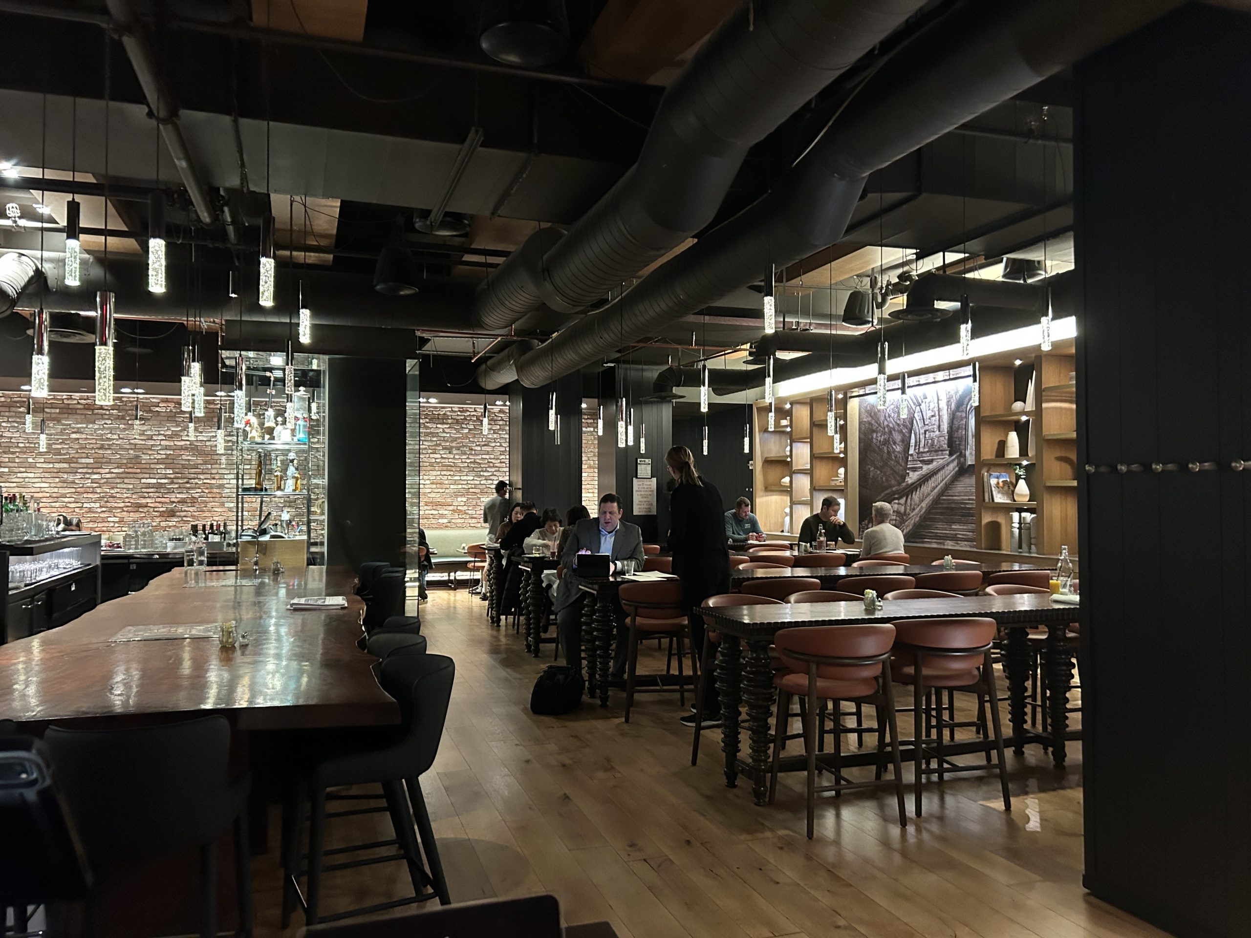 Breakfast dining room