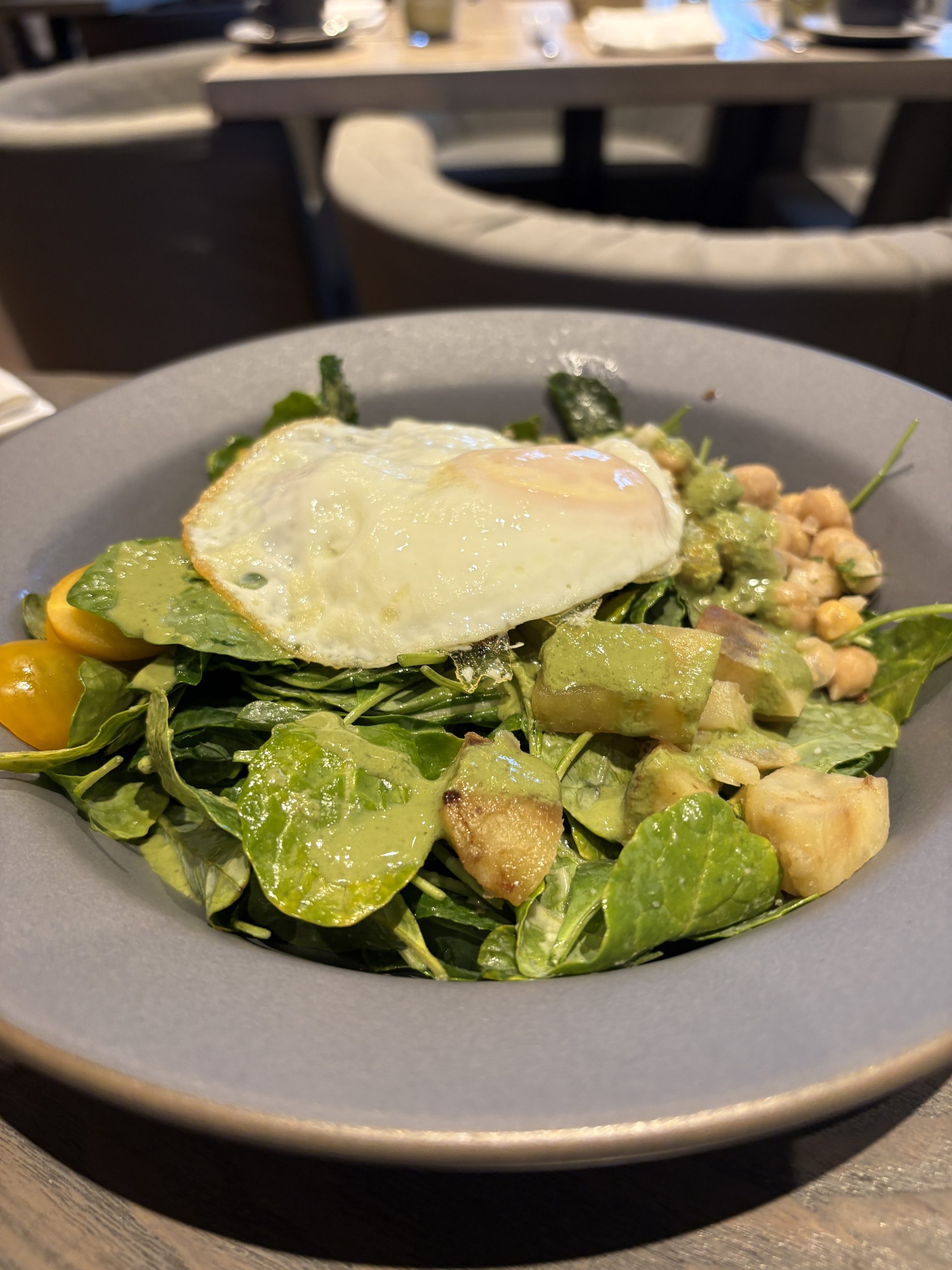 Alila breakfast bowl