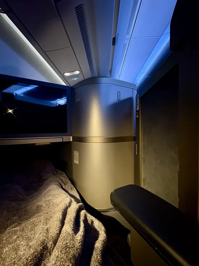 Sliding door makes it feel like a fully enclosed suite