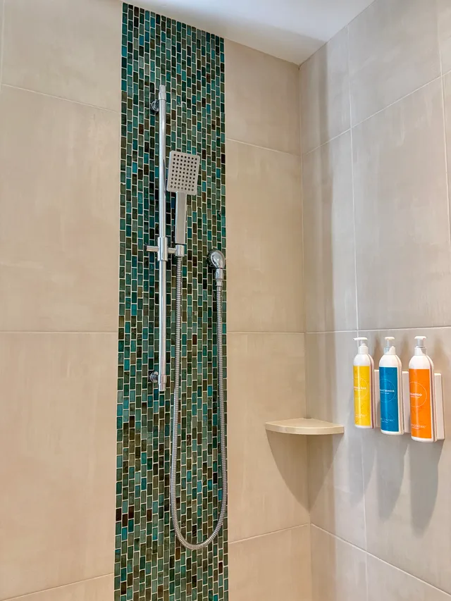 Hotel room - bathroom showers