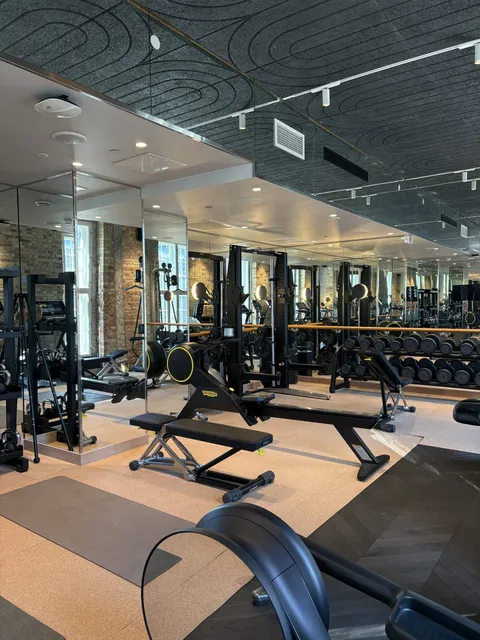 Villa Copenhagen Gym Free Weights
