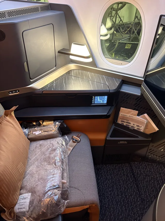 Overhead view of the business class seat