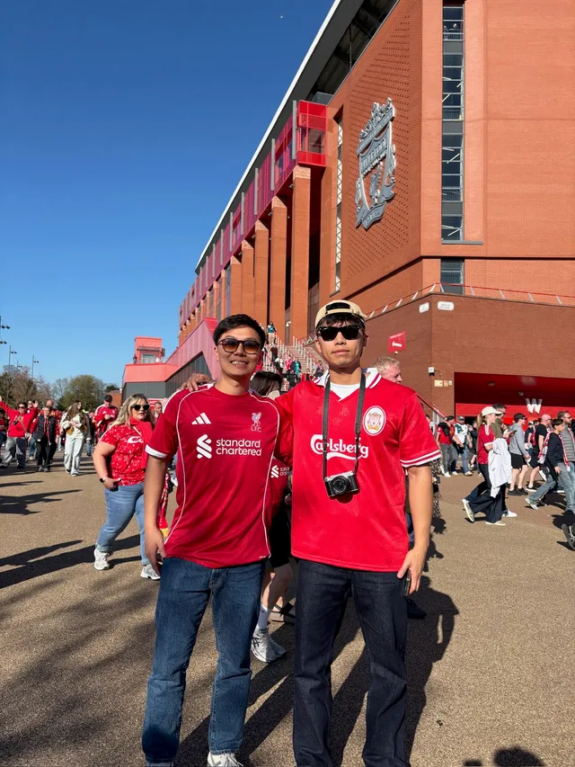 liverpool game day picture