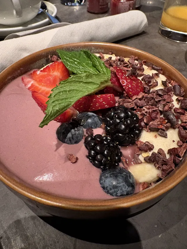 Acai fruit bowl