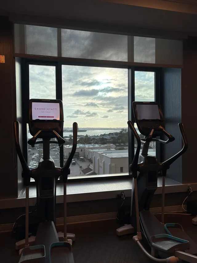 Pick Day3 Gym Ellipticalswindow 7375