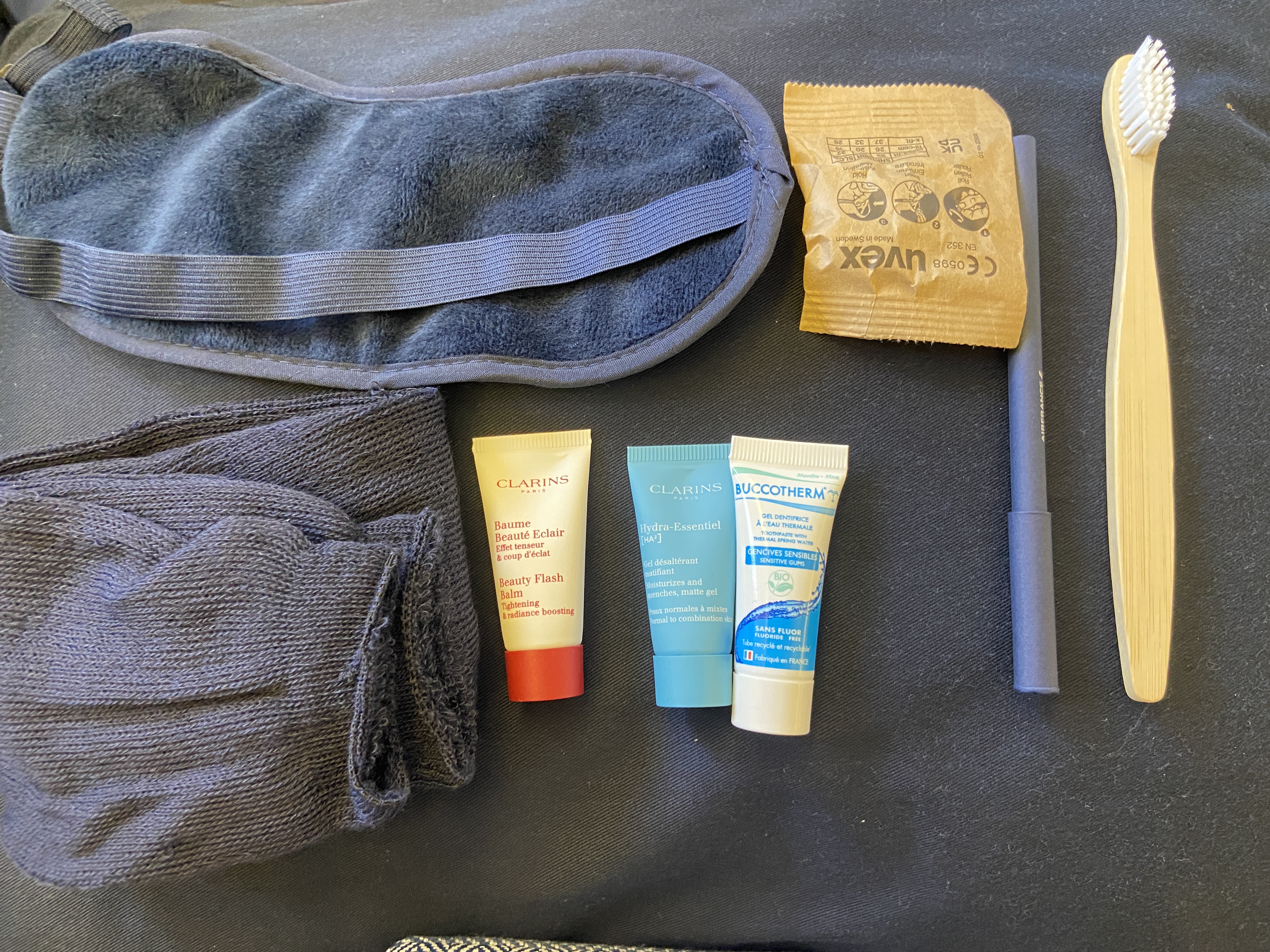 amenity kit